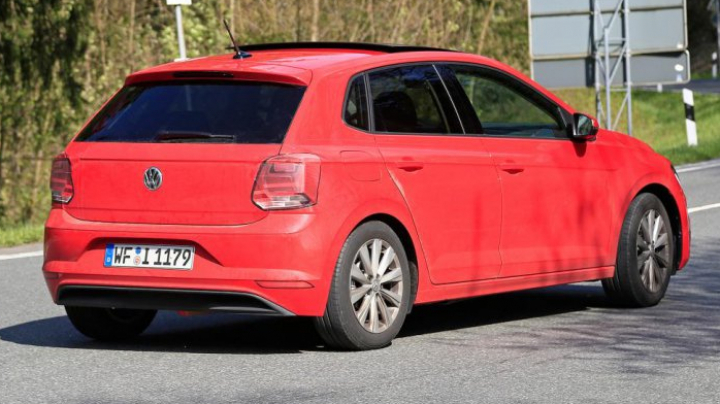 IMAGINI SPION! Cum arată noul Volkswagen Polo 2018