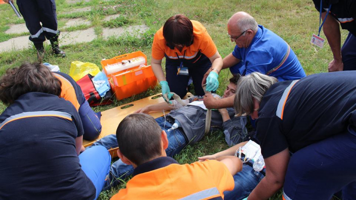 Aplicaţii complexe în raionul Glodeni. Salavatorii au simulat cutremure, incendii şi inundaţii (VIDEO)