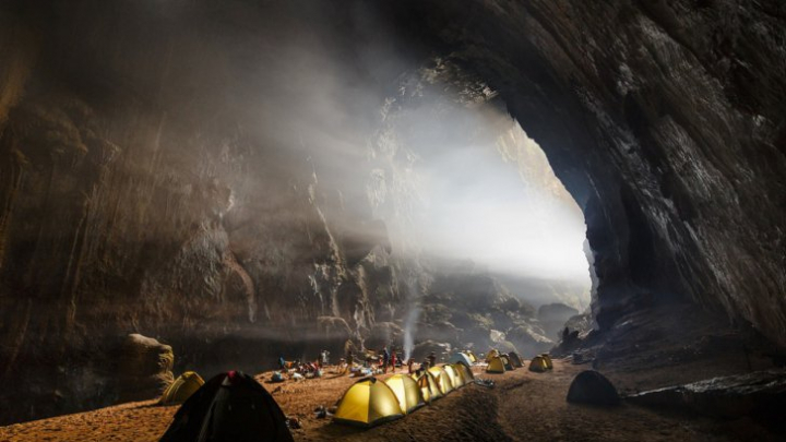 Un fermier a găsit cea mai mare peșteră din lume. E total diferită de una obișnuită (FOTO)