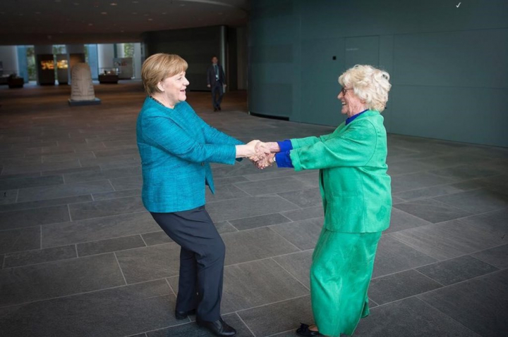 Cea mai puternică femeie din lume, Angela Merkel face piruiete pe pași de dans (FOTO)