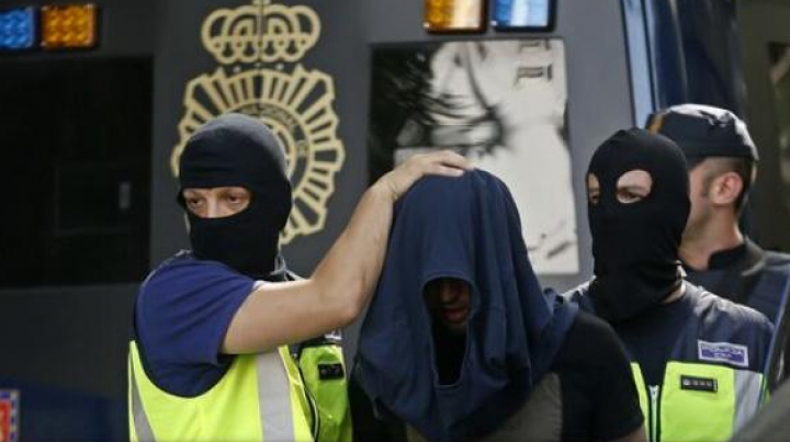 Pregătea un atentat la Madrid. Tânărul care intenționa să devină un jihadist al ISIS, reţinut