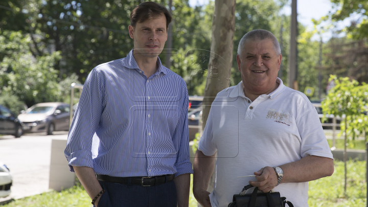 Chiril Lucinschi rămâne în arest la domiciliu. Judecătorii au respins demersul avocaţilor