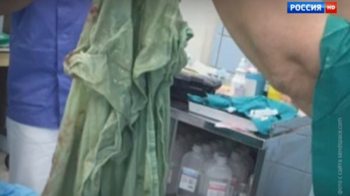 CAZ ȘOCANT: După ce a născut, burta a început să i se mărească! Ce au descoperit medicii (GALERIE FOTO)