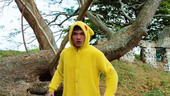 Pikachu în viaţa reală. Trei amatori de parkour s-au distrat jucând Pokemon Go