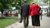 Vârstnicii, mulţumiţi de majorarea pensiilor după ce au fost valorizate: Un pas bun din partea Guvernului, o atenţie faţă de noi