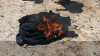 În Rakka, femeile își ard burqa și bărbații își rad bărbile după eliberarea de sub ISIS (VIDEO)