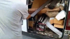 Un bărbat din Capitală, reținut: Avea un microbuz încărcat cu piese pentru automobile (VIDEO)