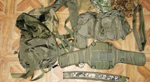 AUTOCAR PLIN cu echipamente militare fără acte de provenienţă, descoperit de SIS