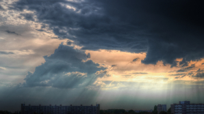 METEO 13 iulie: Nu uitaţi umbrela! Cerul va fi noros, iar pe alocuri se aşteaptă averse cu descărcări electrice