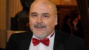 Un cunoscut actor român a suferit un atac cerebral din cauza programului încărcat