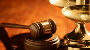 Dosarul "laboratorului ADN": Fostul director al Centrului de Medicină Legală, adjunctul CML şi un expert, trimişi în judecată 