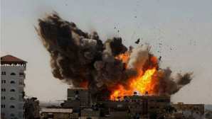 EXPLOZIE de proporții la o fabrică din orașul Dacca. Zece persoane și-au pierdut viața