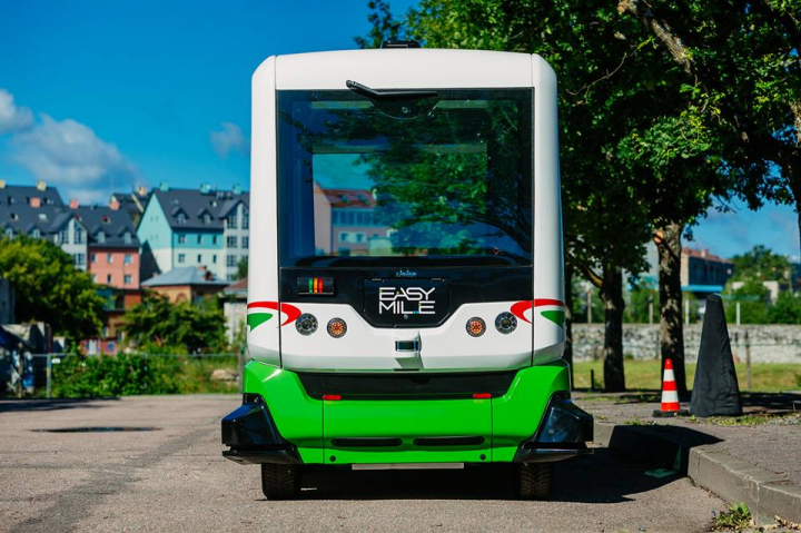 Minibusuri fără șofer în Tallinn. Pasagerii nu vor plăti călătoria (FOTO)