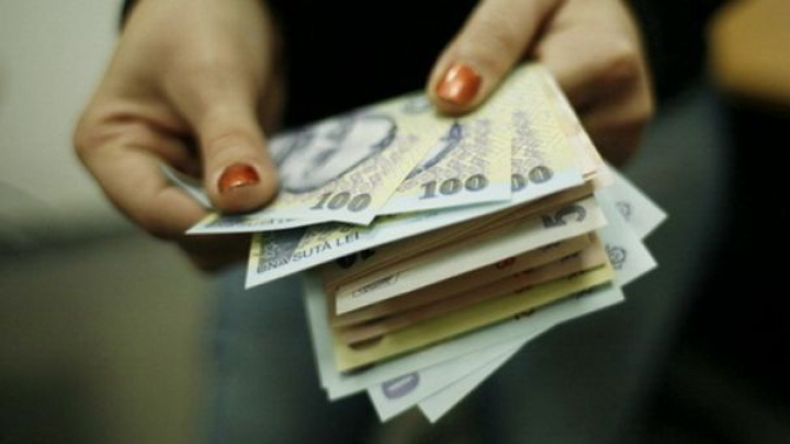 În luna martie, salariul mediu net în România a fost de 3547 de lei românești sau circa 720 de euro