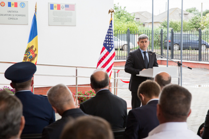 Premierul Pavel Filip a participat la inaugurarea postului de Salvatori și Pompieri din Cimișlia (FOTO)