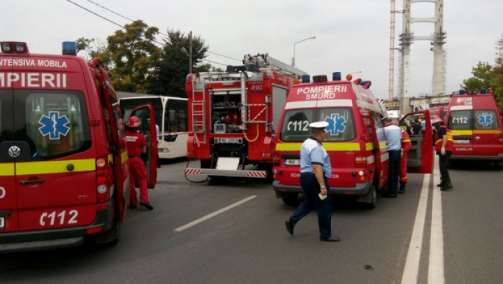 ACCIDENT grav la București. Două persoane au murit, după ce un taxi a intrat pe contrasens (VIDEO)