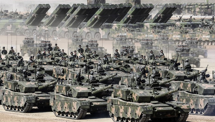 China a marcat 90 de ani de existență a Armatei sale printr-o paradă militară spectaculoasă (FOTO)