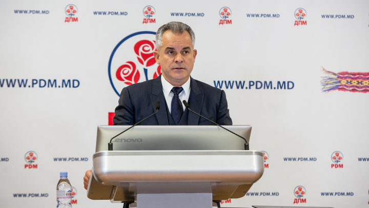 Mesajul lui Vlad Plahotniuc de Ziua Naţională a României: "La mulți ani, România! La mulți ani, români!"