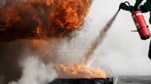 Cinci copii și patru maturi au murit în urma unui incendiu. Alte trei persoane au fost grav rănite