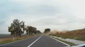 Accident spectaculos în Tulcea, surprins de o cameră de bord (VIDEO)