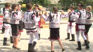 Tradiţii respectate cu sfinţenie la Corpaci. Locuitorii au sărbătorit hramul satului, alături de musafiri din toată ţara