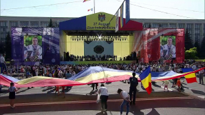 Muzică şi voie bună în inima Moldovei. Atmosfera a fost încinsă de orchestra "Fluieraş" (VIDEO) 