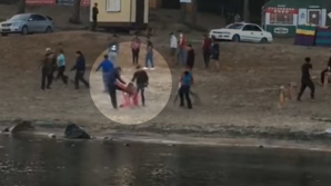 Campion la lupte libere, UCIS ÎN BĂTAIE. Sportivul este înjunghiat şi abandonat într-o baltă de sânge (VIDEO)