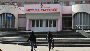 Medicamente pentru micii pacienți internaţi la Institutul Oncologic: Banii, donați de angajații procuraturii