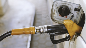 Unele autovehiculele de tip hibrid consumă de patru ori mai mult combustibil decât indică producătorii