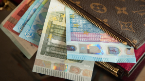 Portmoneul gol atrage sărăcia! Află mai multe ritualuri de înmulțire și păstrare a banilor