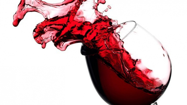 Avantajele consumului moderat de vin roşu