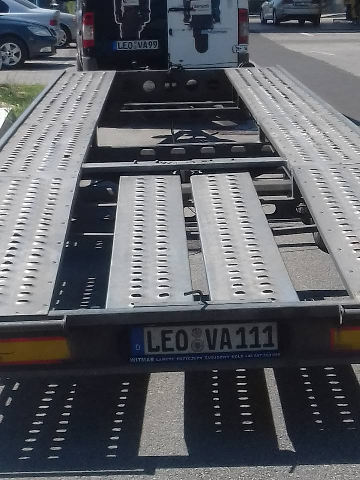 Mașini deocheate pe străzile Chișinăului. Cu ce design și număr de înmatriculare se poate lăuda un șofer (FOTO)