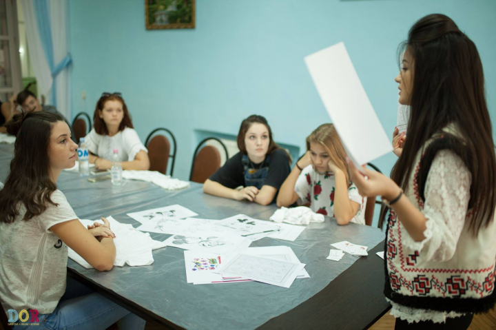 A cincea ediție a Festivalului DOR a reunit participanți din 14 țări. Ce activități le-au pregătit organizatorii (VIDEO/FOTO)