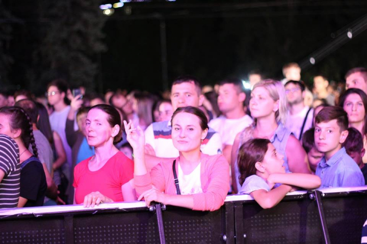 Concert grandios   în PMAN. Peste 100 de mii de oameni s-au distrat pe muzica artiștilor internaționali (FOTO)