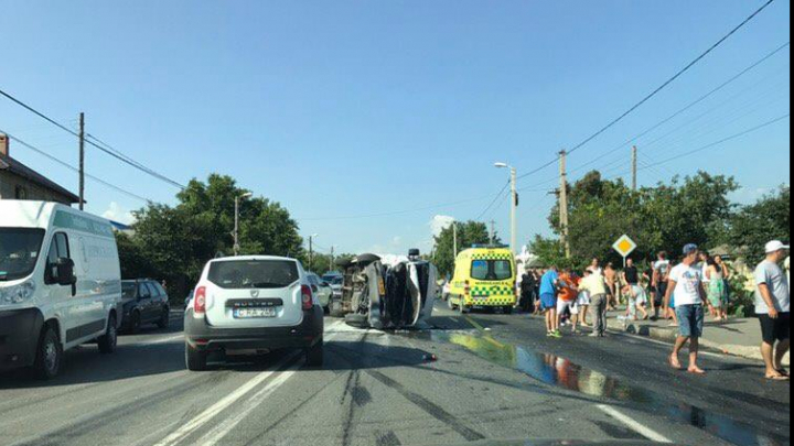 GRAV ACCIDENT la Peresecina. 12 persoane, rănite (GALERIE FOTO/VIDEO)