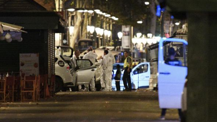 Gruparea teroristă Stat Islamic a salutat atentatul cu camioneta la Barcelona şi a îndemnat la noi atacuri în Spania