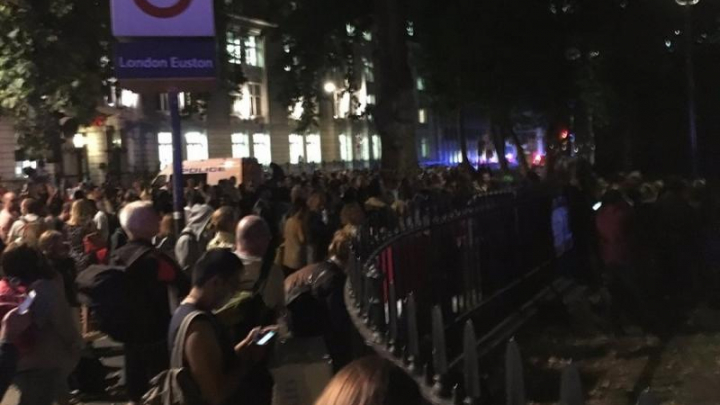 Stație de metrou din Londra, evacuată după o explozie de mici dimensiuni