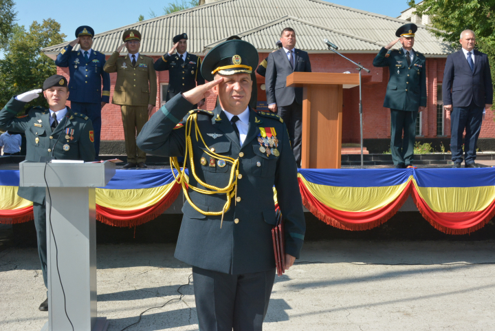 55 de studenți au depus jurământul la Academia Militară a Forțelor Armate "Alexandru cel Bun" (FOTO)