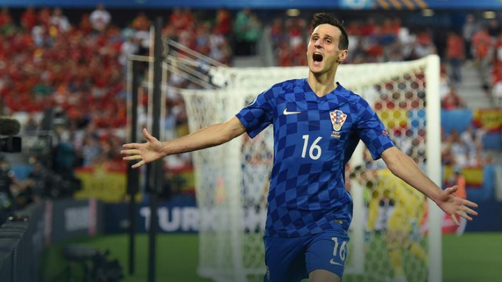 AC Milan l-a luat împrumut pentru un sezon pe atacantul Fiorentinei, Nikola Kalinic