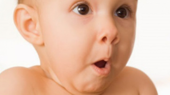 Bolile pe care le ascunde SUGHIŢUL. Poate fi vorba de o afecţiune gravă