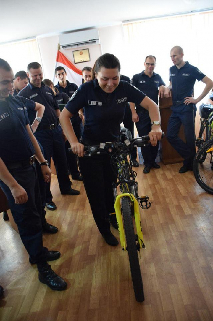 Apariţie neaşteptată pe străzile Capitalei! În curând poliţiştii vor asigura ordinea publică pe două roţi (FOTO)