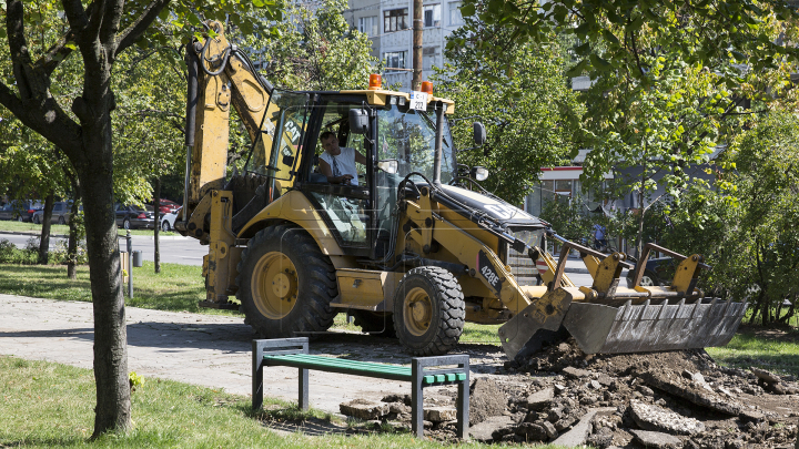 Reabilitarea aleii bd. Mircea cel Bătrân