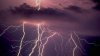 COD GALBEN de ploi cu descărcări electrice și vijelie: Doi oameni au fost loviţi de fulger 