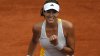 Muguruza a prezentat trofeul atribuit liderului clasamentului WTA. Tenismena a participat la o sesiune foto într-un hotel de lux