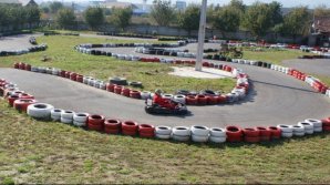 Un băiat de 12 ani a luat foc pe pista de karting. Ce spune tatăl copilului