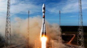 O rachetă Soyuz cu trei oameni la bord a fost lansată de pe cosmodromul Baikonur