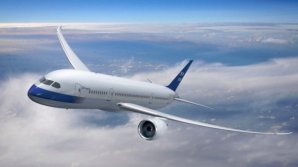 Un avion a fost lovit de fulger, după ce a decolat de pe aeroport 