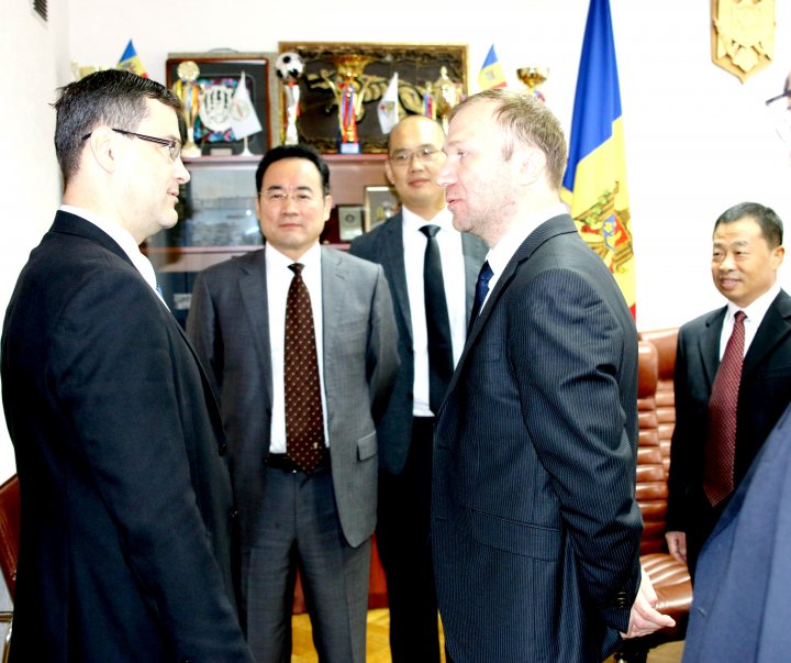 Republica Moldova și Republica Populară Chineză vor colabora într-un proiect de reabilitare a drumurilor