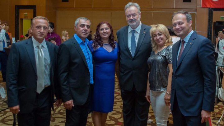 Preşedintele Parlamentului, Andrian Candu, s-a întâlnit cu moldovenii stabiliţi la Ankara (FOTO)