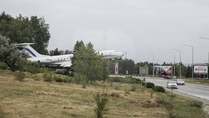 Trafic aerian perturbat din cauza ceţii pe Aeroportul Chişinău. Mai multe zboruri sunt în întârziere